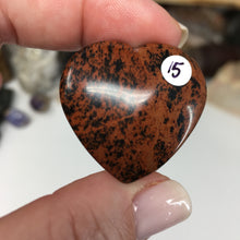 将图像加载到图库查看器中，Mahogany Obsidian 1.25&quot; Heart #15
