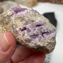 Load image into Gallery viewer, Cobaltoan Calcite #23
