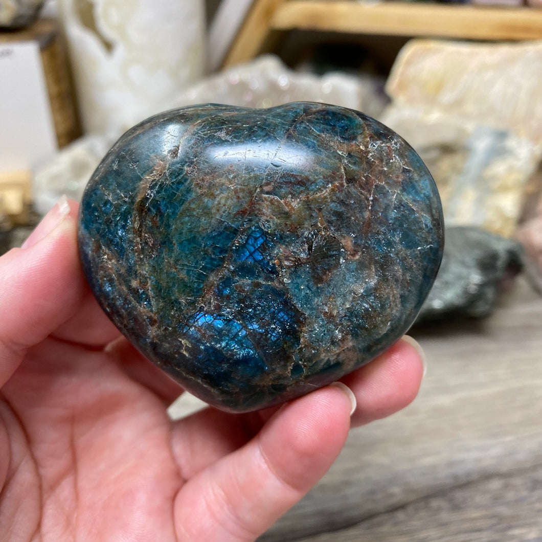Blue Apatite Large Heart Palm Stone #01