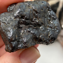 Load image into Gallery viewer, Botryoidal Hematite #09
