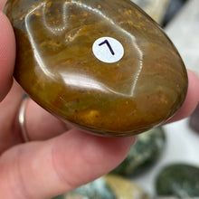 Chargez l&#39;image dans la visionneuse de la galerie, Ocean Jasper Palm Stone #07
