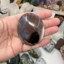 Carica l&#39;immagine nel visualizzatore di Gallery, Ocean Jasper Palm Stone #12
