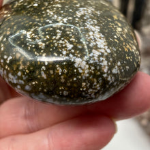 Carica l&#39;immagine nel visualizzatore di Gallery, Ocean Jasper Palm Stone #26
