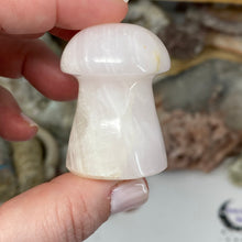 将图像加载到图库查看器中，Pink Calcite / Mangano Calcite Mushroom #06
