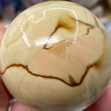 Bild in Galerie-Viewer laden, Polychrome Jasper Sphere #04
