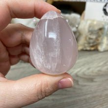 Load image into Gallery viewer, Rose Quartz 2&quot; Egg
