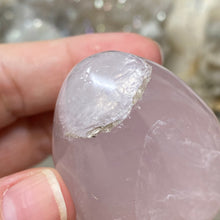 Load image into Gallery viewer, Rose Quartz 2&quot; Egg
