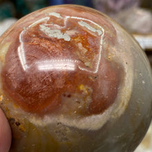 Carica l&#39;immagine nel visualizzatore di Gallery, Polychrome Jasper Sphere #13
