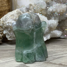 Load image into Gallery viewer, Fluorite 2.5&quot; Ghost * UV Reactive
