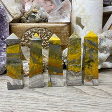 Cargar imagen en el visor de la galería, Bumblebee Jasper Obelisk Towers
