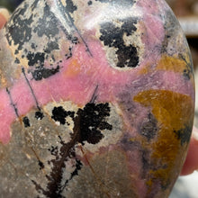 Cargar imagen en el visor de la galería, Rhodonite Palm Stone #23
