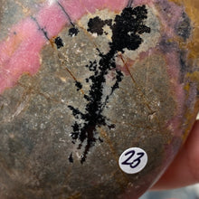 Cargar imagen en el visor de la galería, Rhodonite Palm Stone #23
