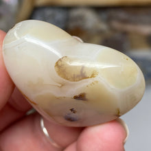 Load image into Gallery viewer, Dendritic Agate Heart #04
