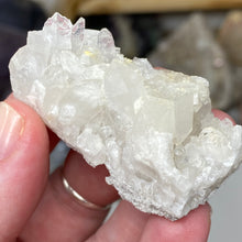 将图像加载到图库查看器中，Arkansas Quartz Small Cluster #24
