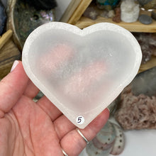 Load image into Gallery viewer, Selenite 3.5&quot; Heart Bowl #05
