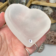 Load image into Gallery viewer, Selenite 3.5&quot; Heart Bowl #05
