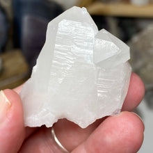 将图像加载到图库查看器中，Arkansas Quartz Small Cluster #43
