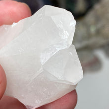 将图像加载到图库查看器中，Arkansas Quartz Small Cluster #43
