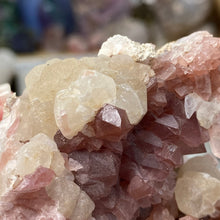 将图像加载到图库查看器中，Pink Amethyst Large Geode Cluster #09

