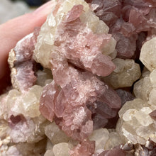 Chargez l&#39;image dans la visionneuse de la galerie, Pink Amethyst Large Geode Cluster #09
