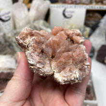 将图像加载到图库查看器中，Pink Amethyst Large Geode Cluster #07
