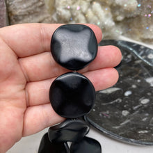 Load image into Gallery viewer, Black Onyx Matte Waved Circle A Grade Beads
