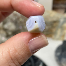 将图像加载到图库查看器中，Blue Lace Agate Faceted 9-21mm AB Grade Beads
