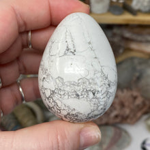 Load image into Gallery viewer, Howlite Egg #04
