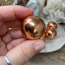 Bild in Galerie-Viewer laden, Copper 30mm Spheres

