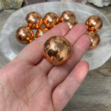 Load image into Gallery viewer, Copper 30mm Spheres
