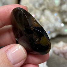 Load image into Gallery viewer, Amber Puffy Heart Palm Stone #08
