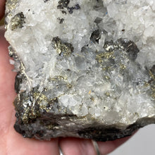 Chargez l&#39;image dans la visionneuse de la galerie, Peruvian Quartz Formation Mixed Mineral Cluster
