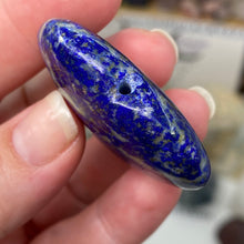 将图像加载到图库查看器中，Lapis Lazuli Heart #02 with drill hole
