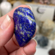 将图像加载到图库查看器中，Lapis Lazuli Heart #02 with drill hole
