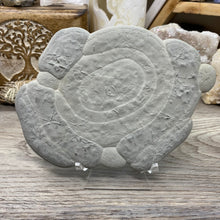 Carica l&#39;immagine nel visualizzatore di Gallery, Calcite Concretion X-Large Fairy Stone
