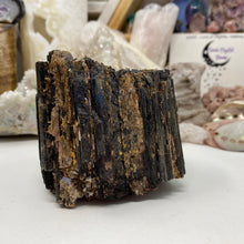 Carica l&#39;immagine nel visualizzatore di Gallery, Black Tourmaline with Muscovite Rough #06
