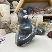 Load image into Gallery viewer, Orca Agate Stone Flame ~ 5.77&quot; x 4.40&quot; x 3.55&quot;
