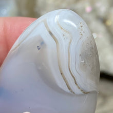 Load image into Gallery viewer, Agate Palm Stone #10
