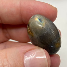 将图像加载到图库查看器中，Labradorite 24x16mm Nugget A Grade Beads
